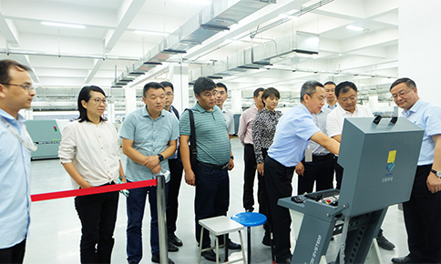 全国快递科技创新试验基地（南陵）一行领导参观考察米兰·(milan)科技